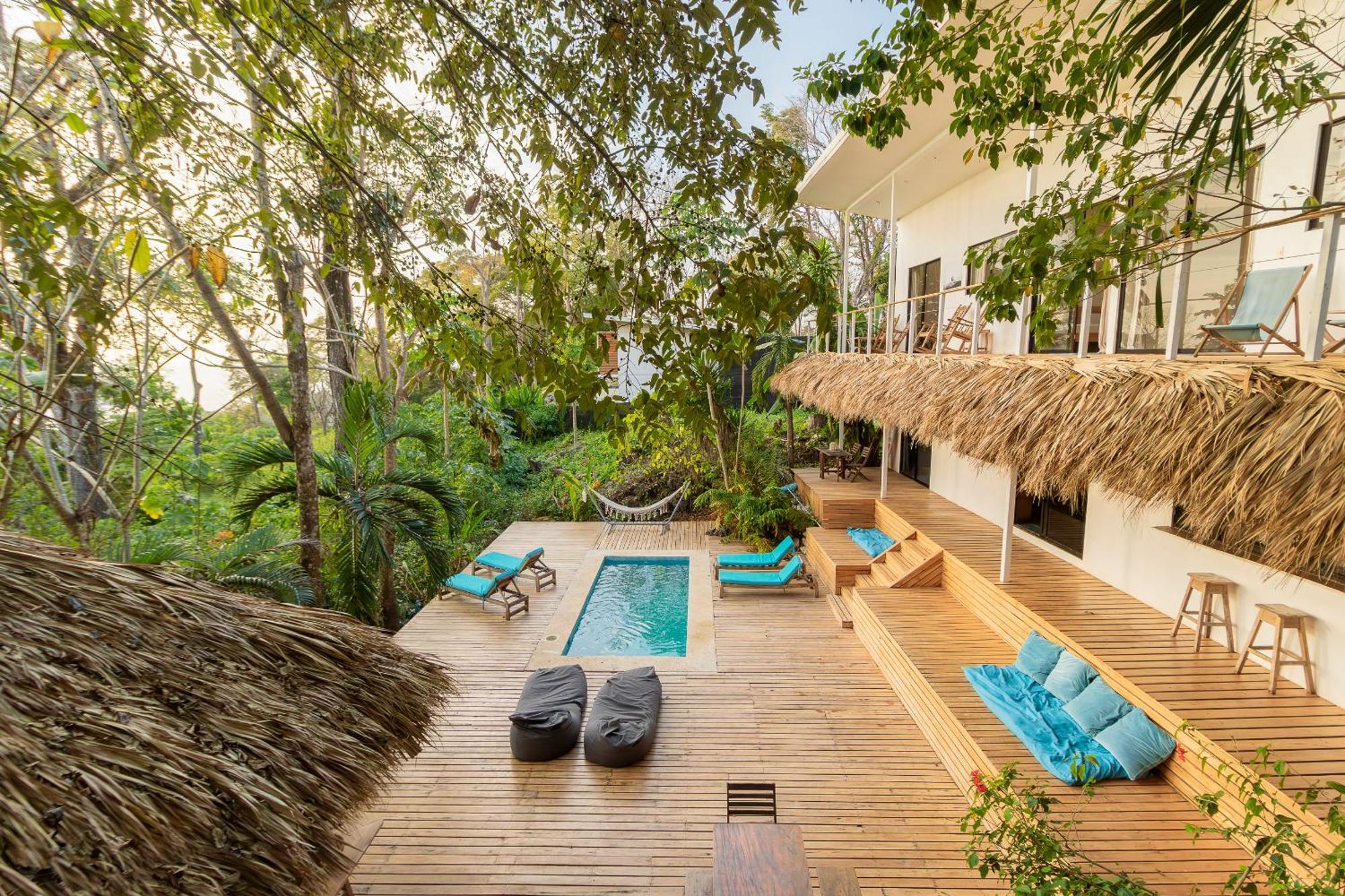 La Sana Surf Hotel, New Management, Few Mn Drive To The Beach Playa Santa Teresa  Екстер'єр фото