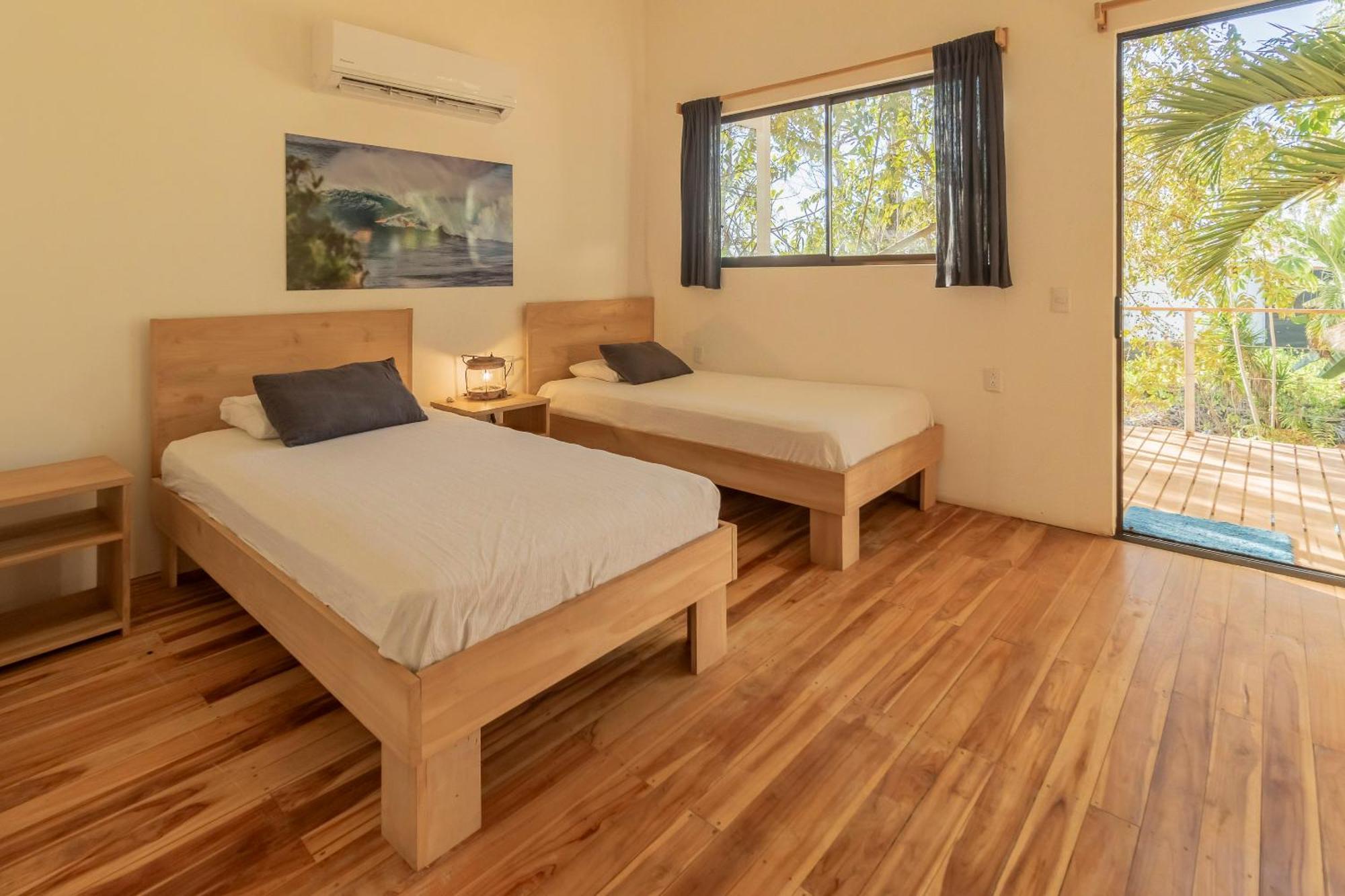 La Sana Surf Hotel, New Management, Few Mn Drive To The Beach Playa Santa Teresa  Екстер'єр фото