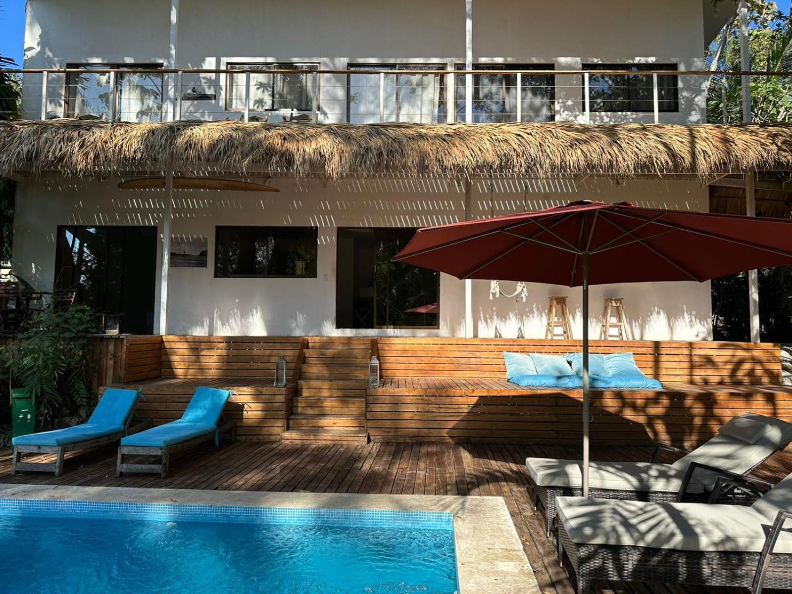 La Sana Surf Hotel, New Management, Few Mn Drive To The Beach Playa Santa Teresa  Екстер'єр фото