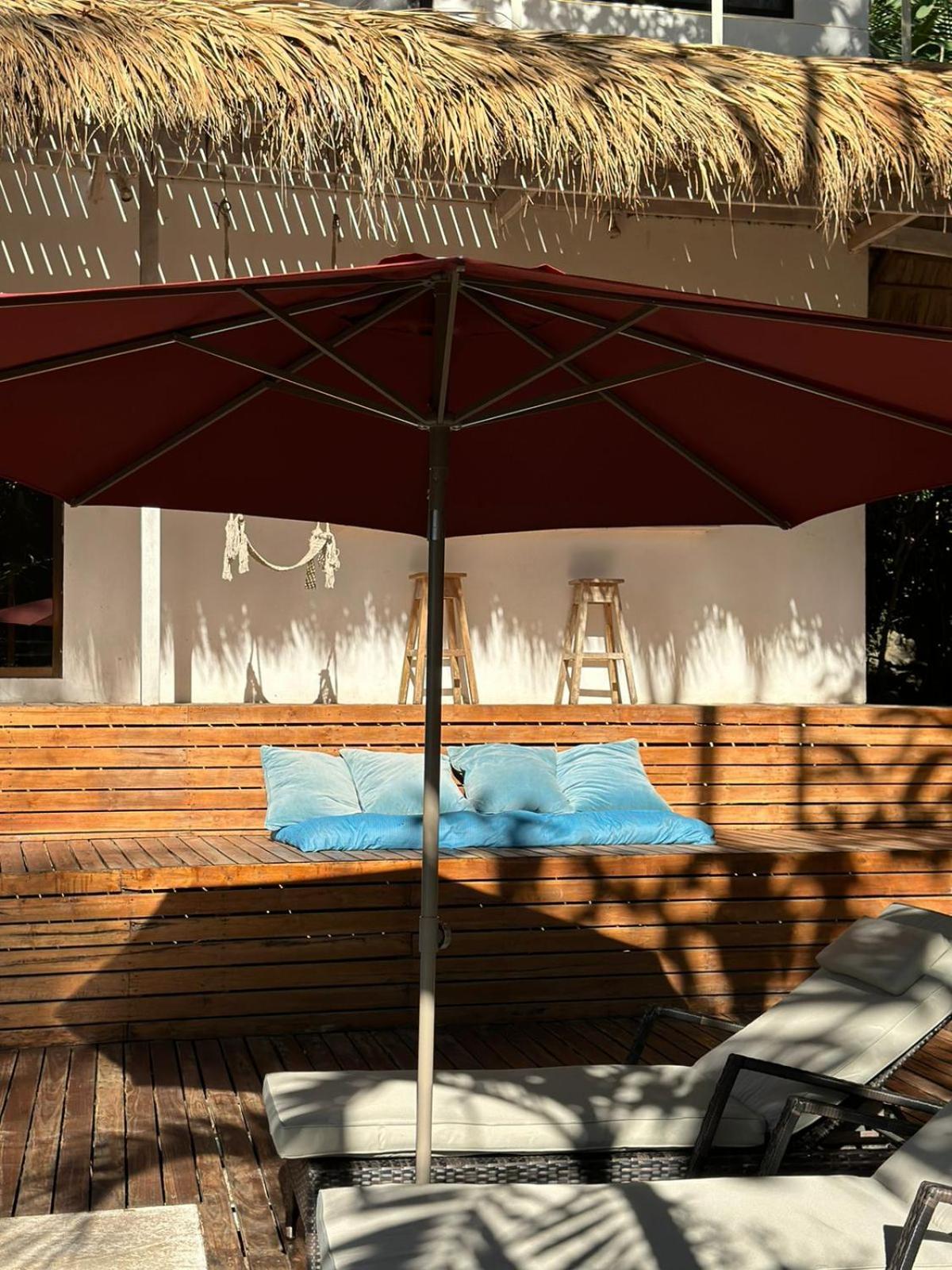 La Sana Surf Hotel, New Management, Few Mn Drive To The Beach Playa Santa Teresa  Екстер'єр фото